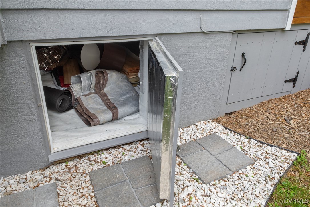 14302 Shelter Cove Rd