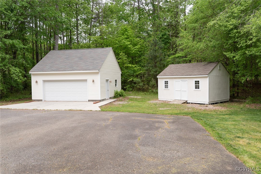 1396 Pine Creek Ridge Dr