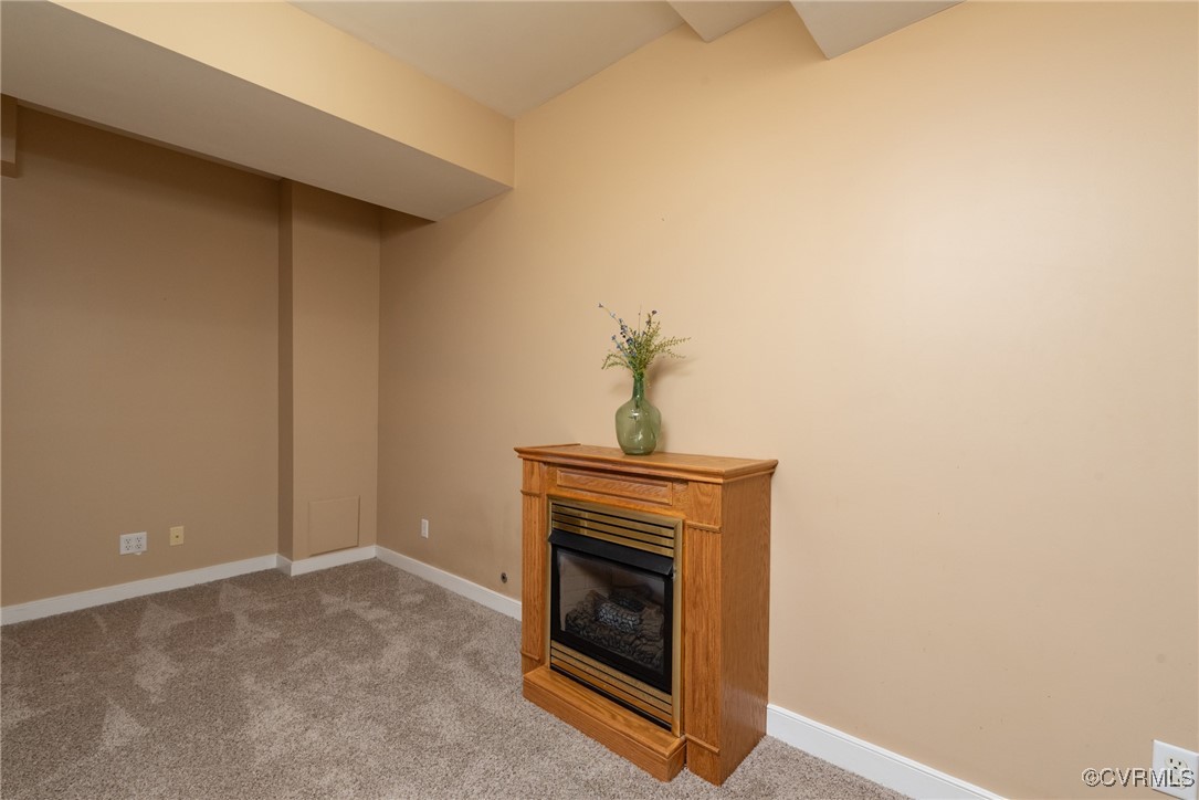 1396 Pine Creek Ridge Dr