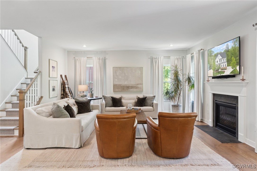 12700 Hemmingway Mews