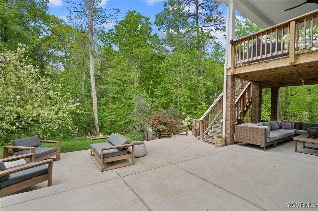 12700 Hemmingway Mews