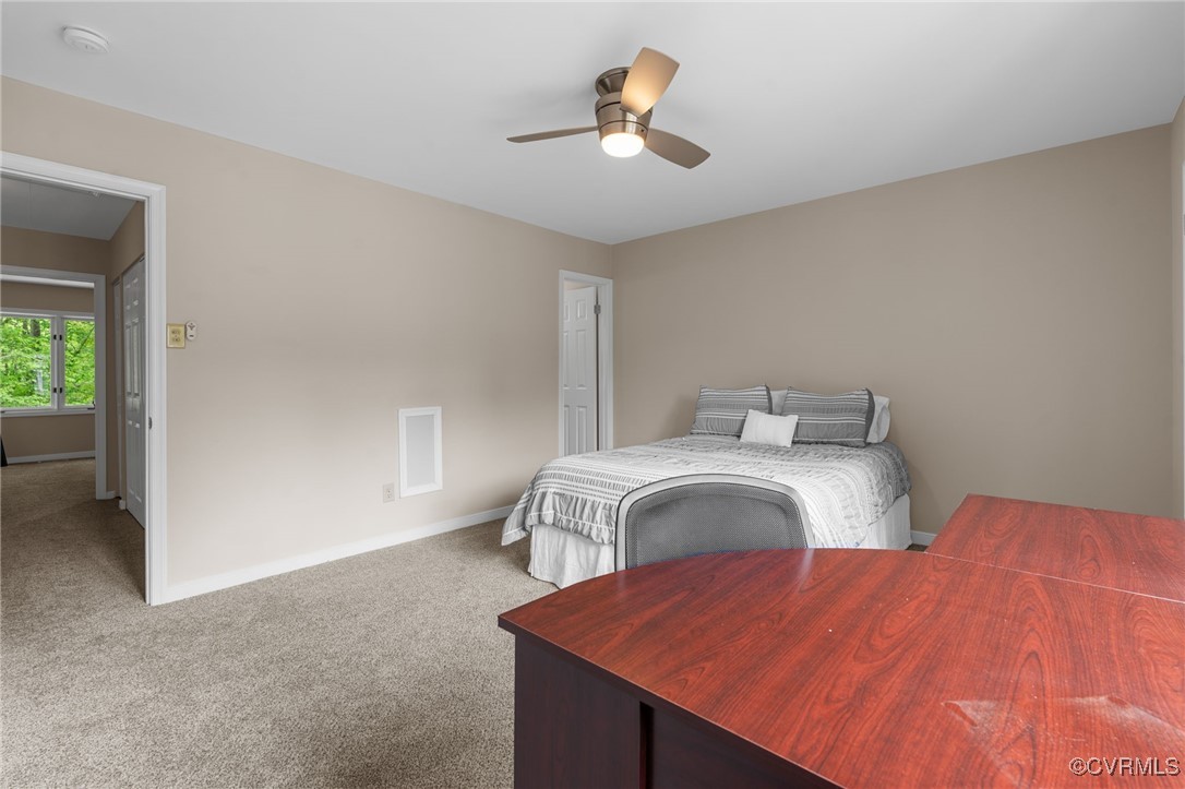 1433 Sycamore Mews Cir