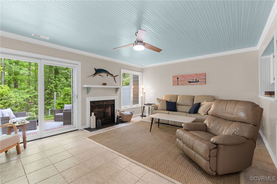 1433 Sycamore Mews Cir