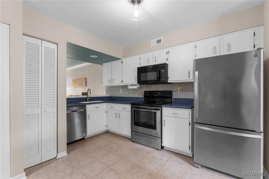 1433 Sycamore Mews Cir