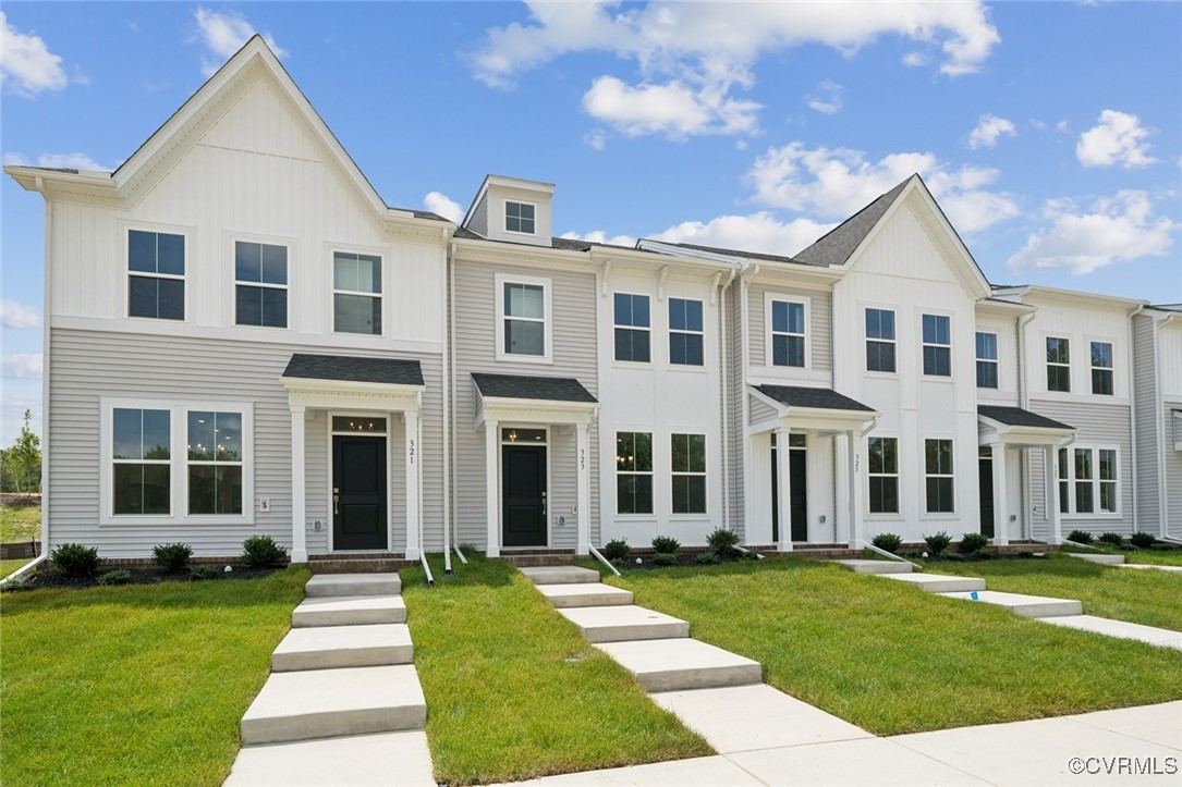 323 Mt. McCauley Way