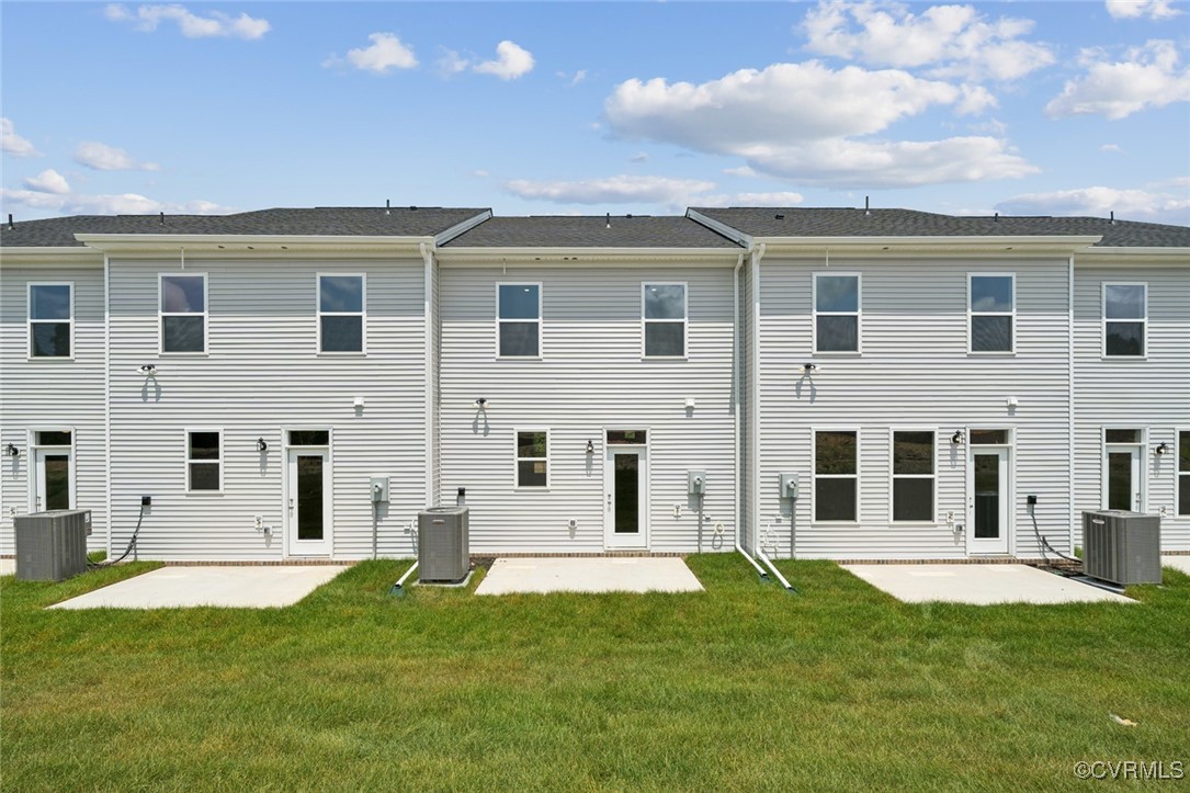 325 Mt. McCauley Way