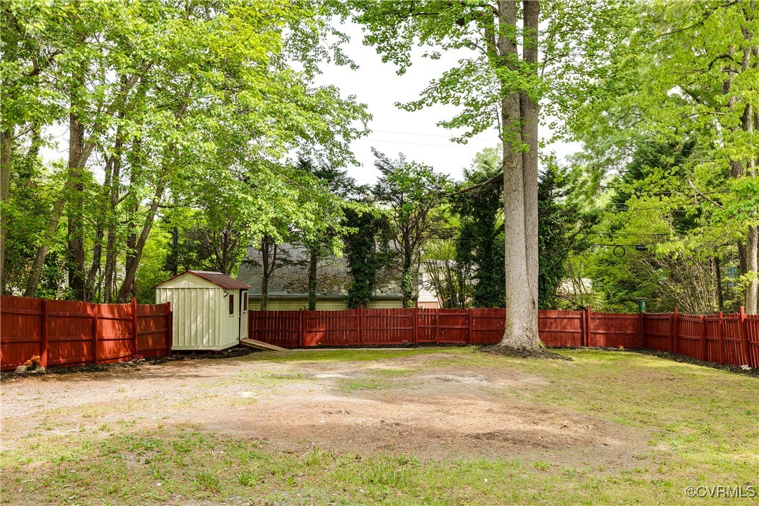 8904 Midway Rd