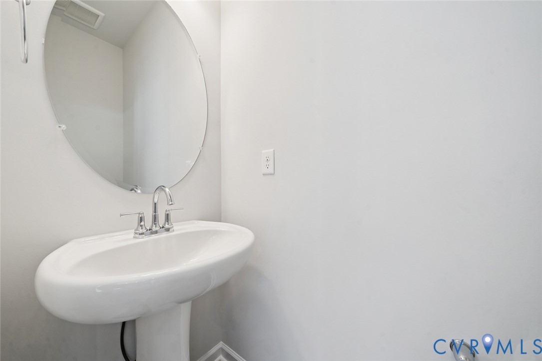 346 Mt. McCauley Way