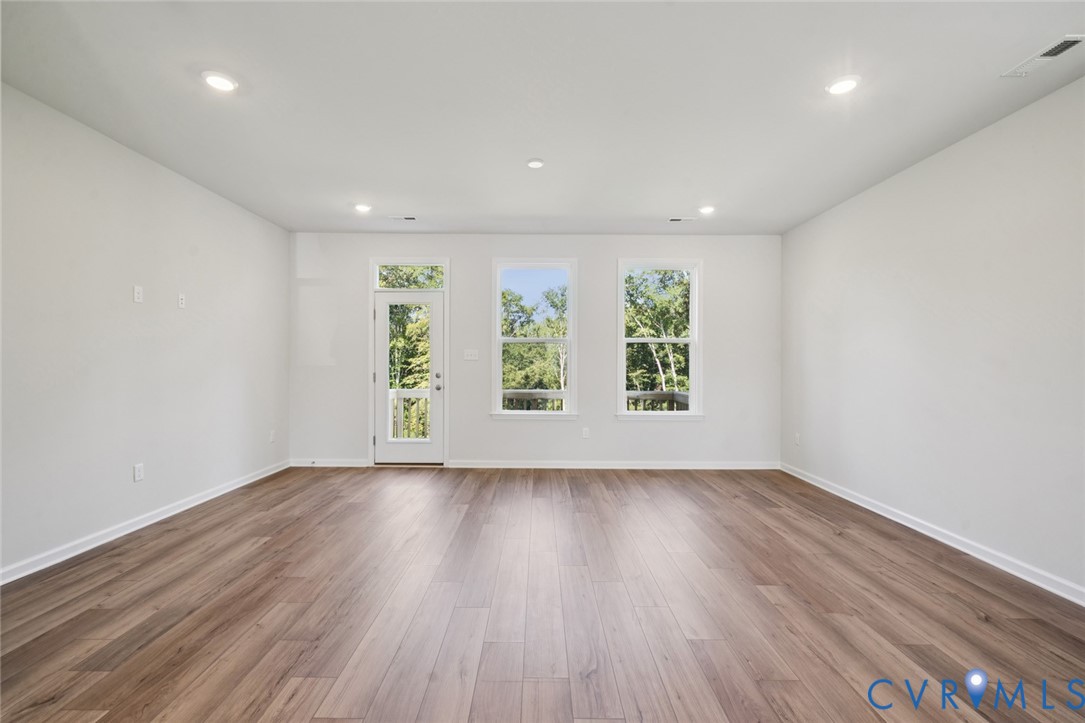 346 Mt. McCauley Way