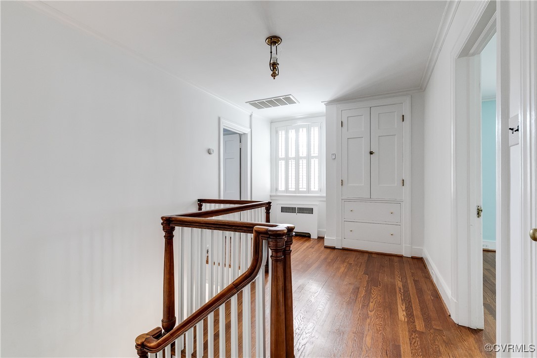 3401 Noble Ave