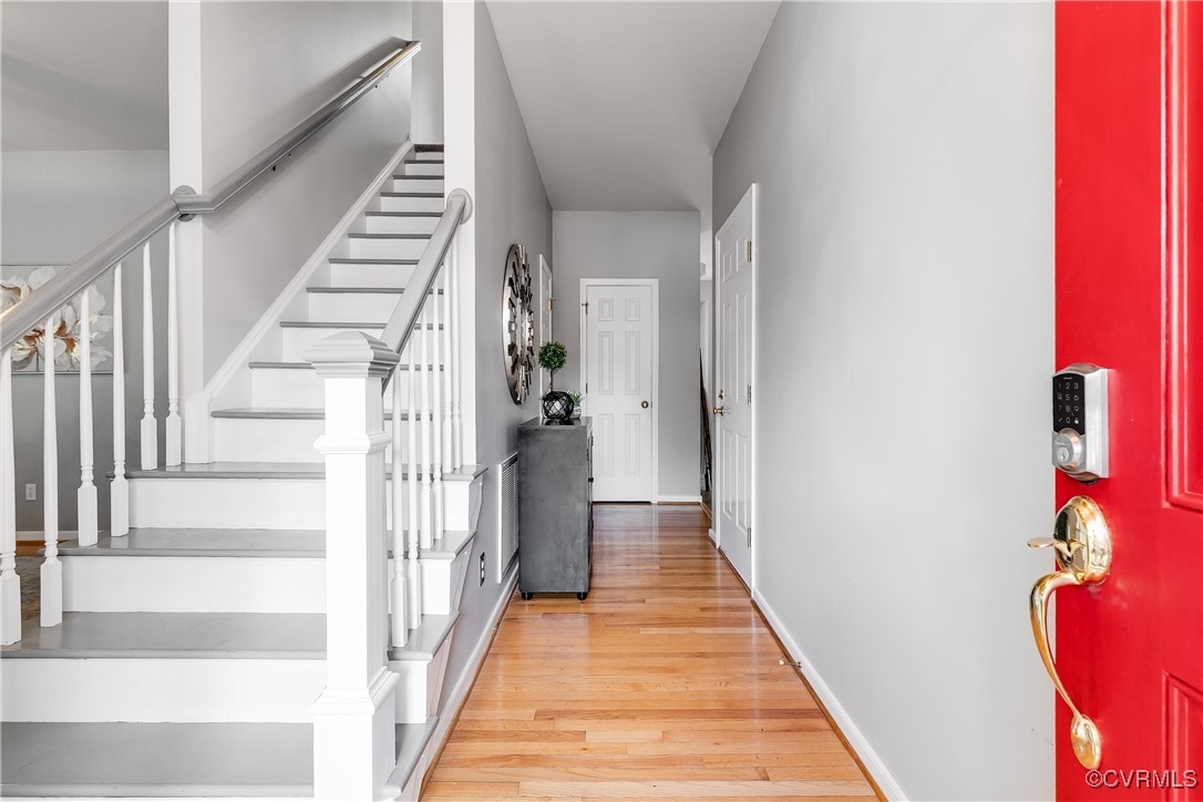 8134 Falling Leaf Ct