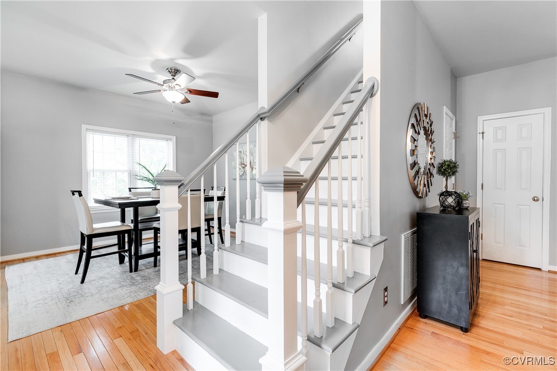 8134 Falling Leaf Ct