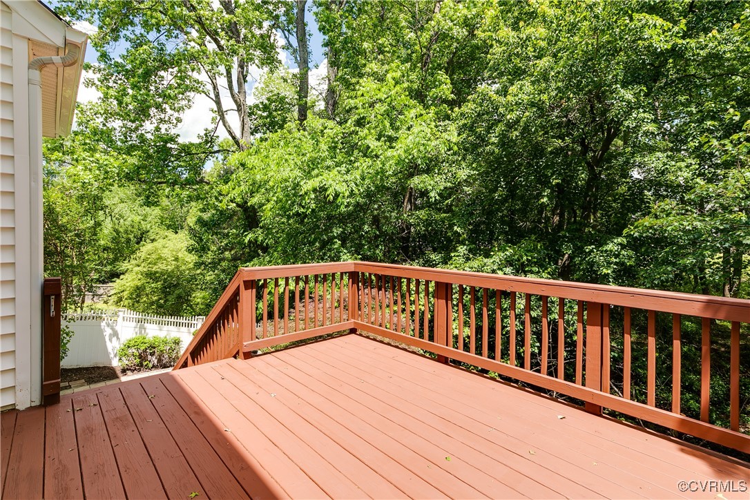 8134 Falling Leaf Ct