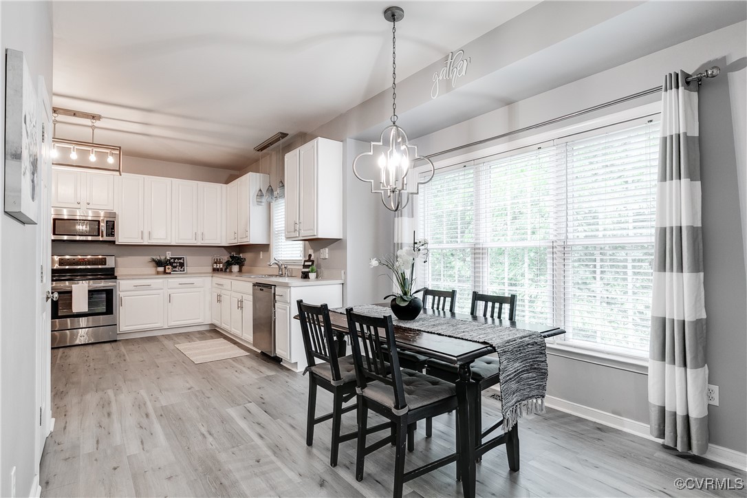 8134 Falling Leaf Ct