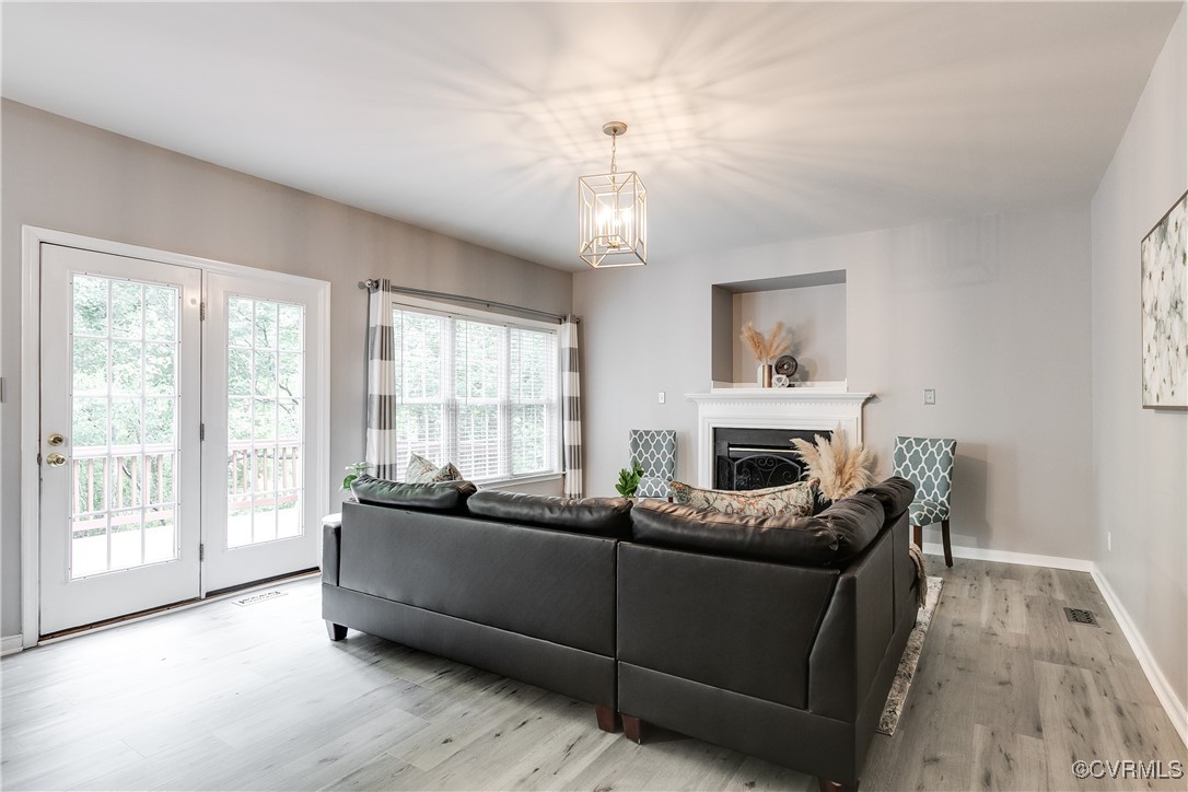 8134 Falling Leaf Ct