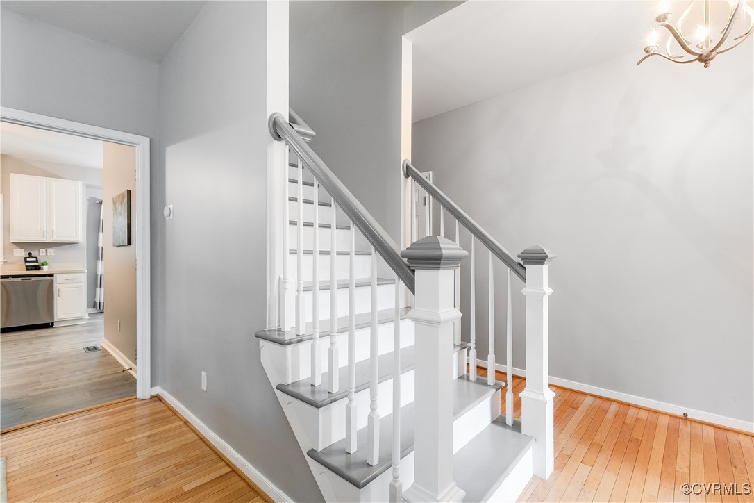 8134 Falling Leaf Ct