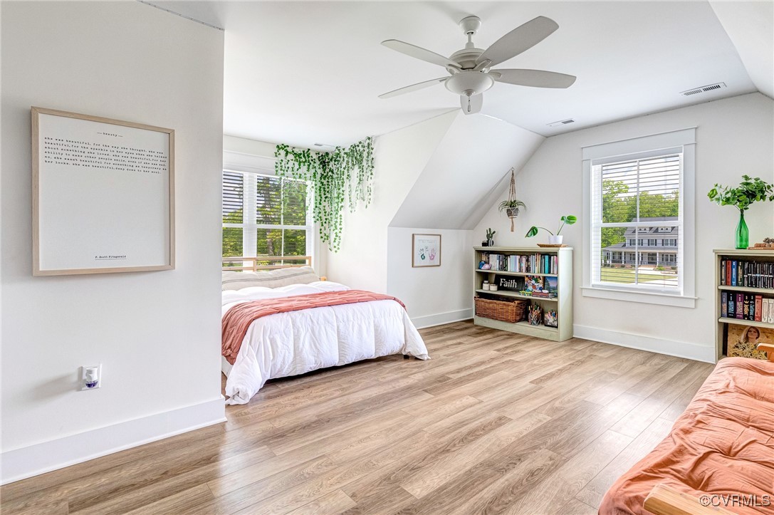 9457 Wickham Crossing Way