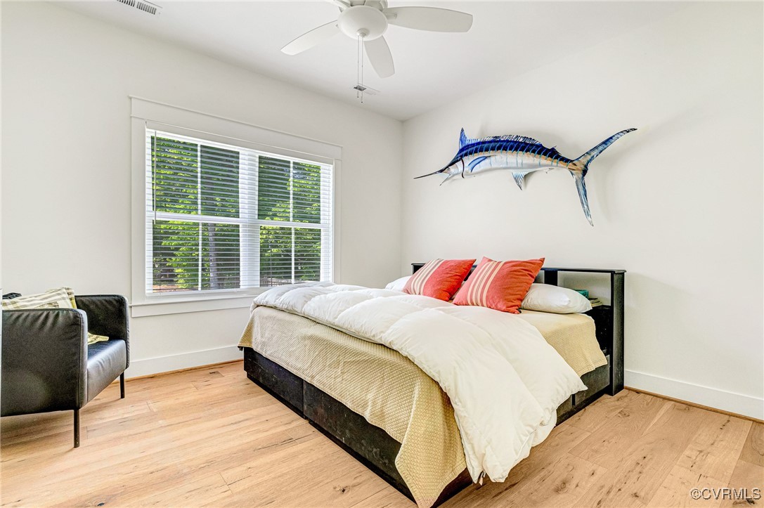 9457 Wickham Crossing Way