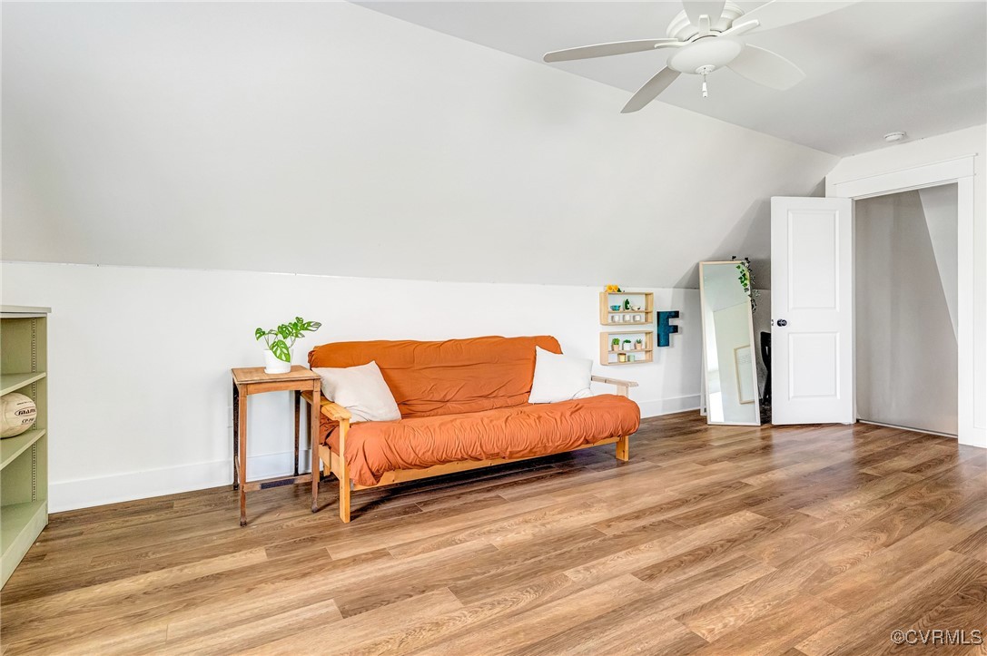 9457 Wickham Crossing Way