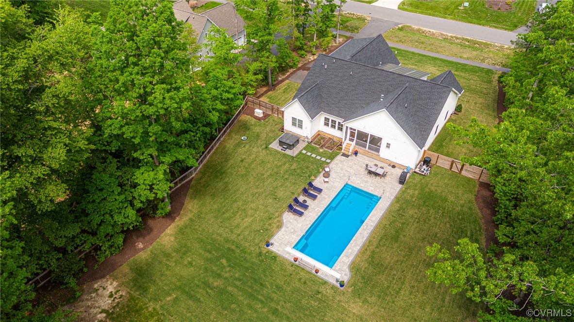 9457 Wickham Crossing Way