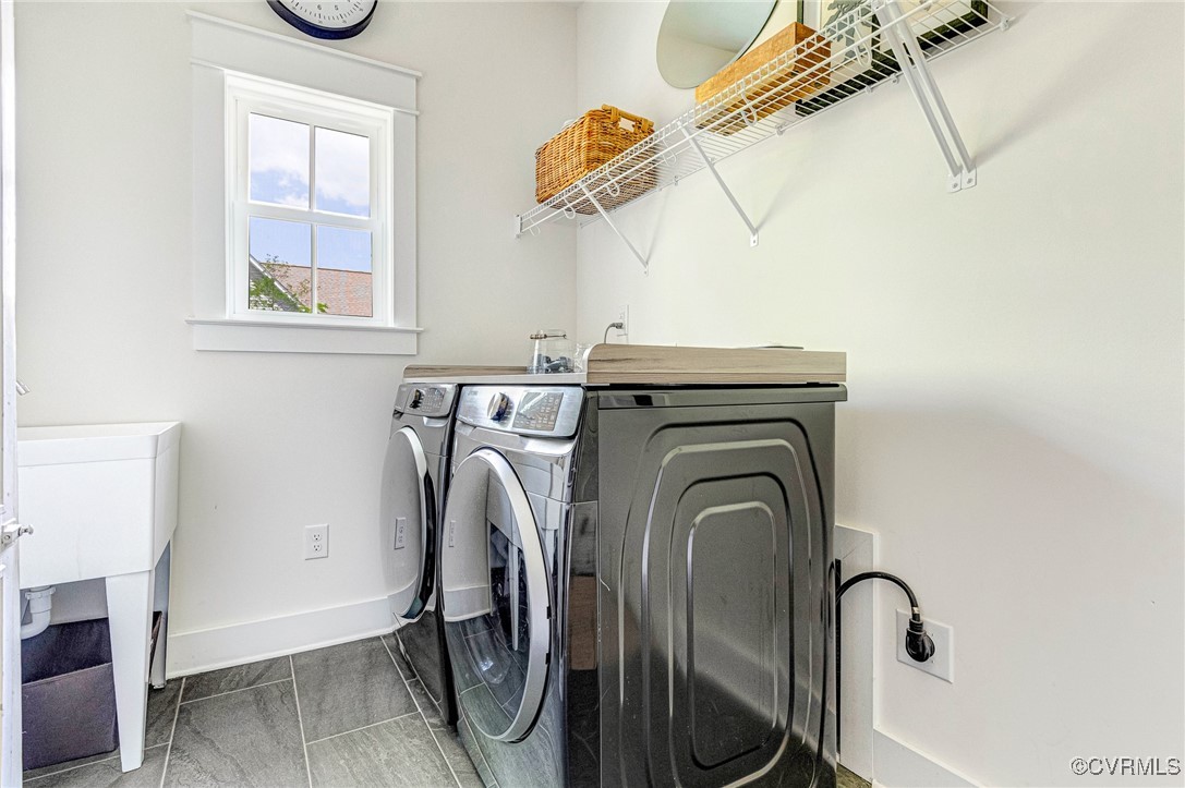 9457 Wickham Crossing Way