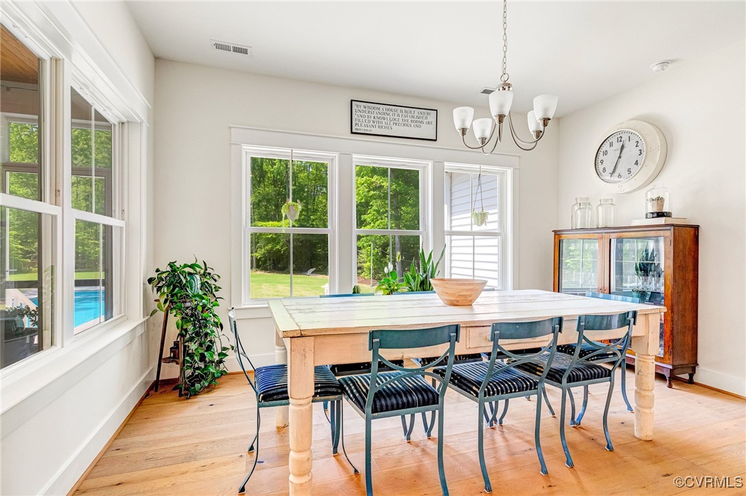 9457 Wickham Crossing Way