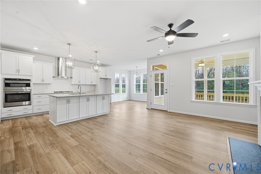 8501 Chimney Rock Dr