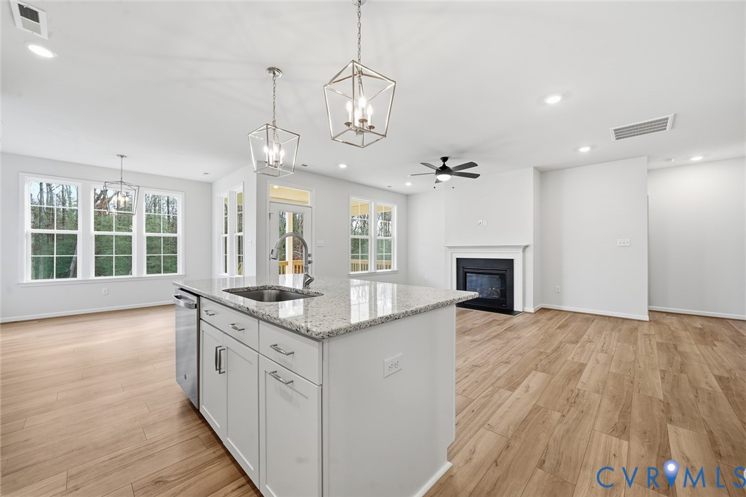 8501 Chimney Rock Dr