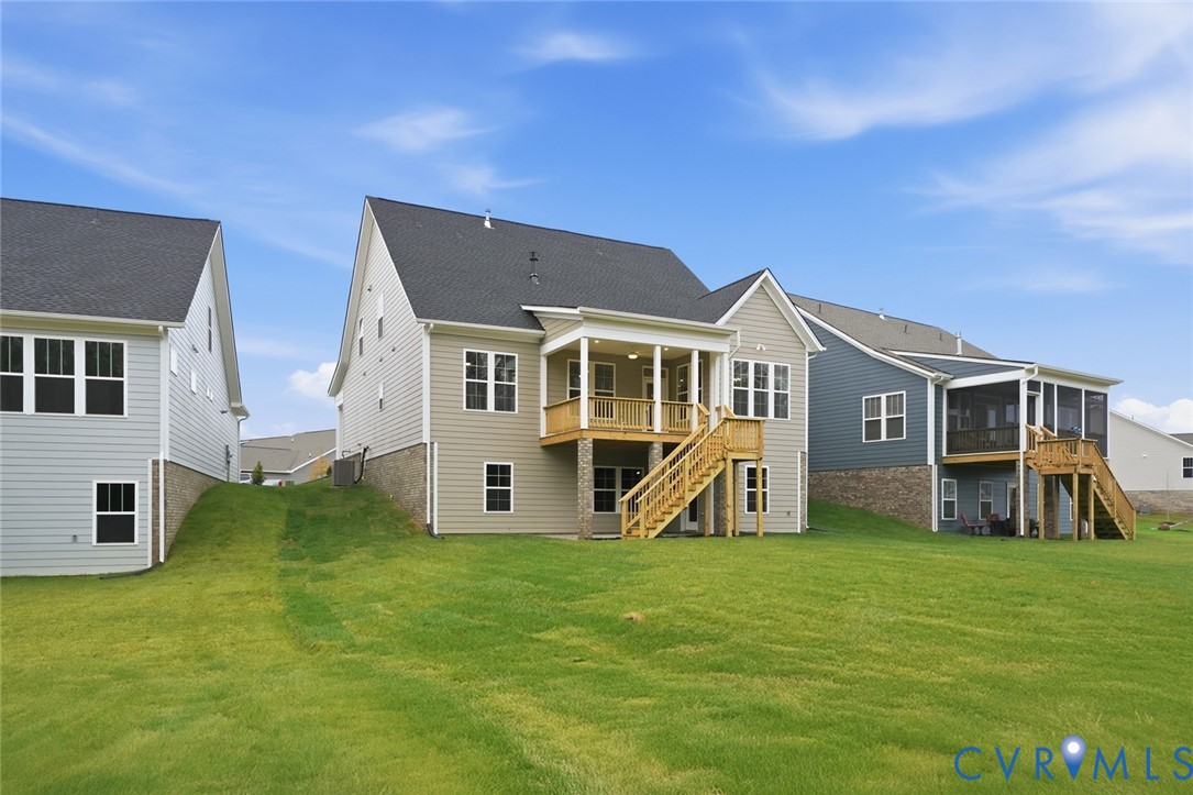 8501 Chimney Rock Dr