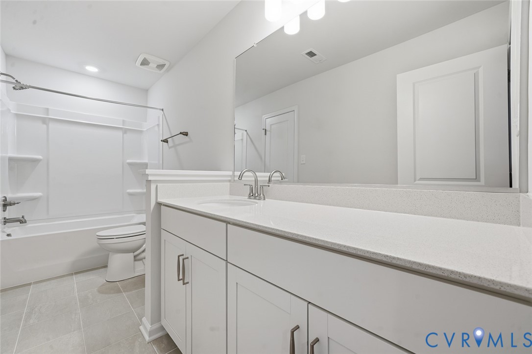 8501 Chimney Rock Dr