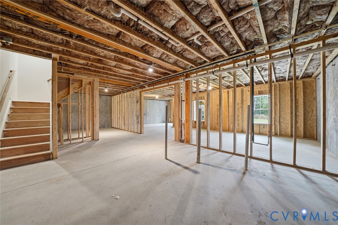 8501 Chimney Rock Dr