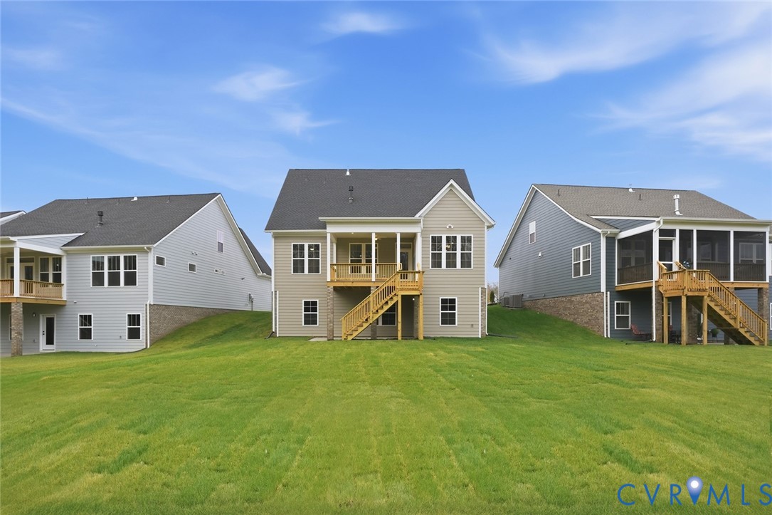 8501 Chimney Rock Dr