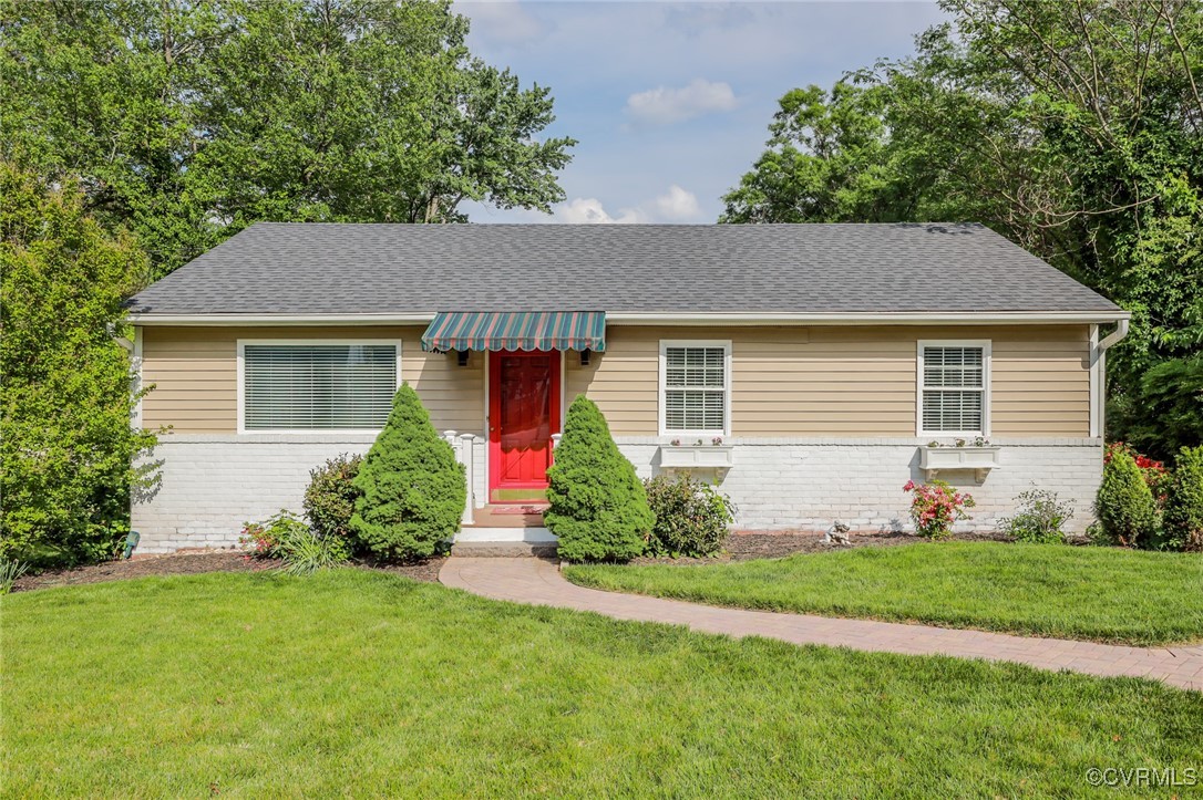 1109 Dinwiddie Ave