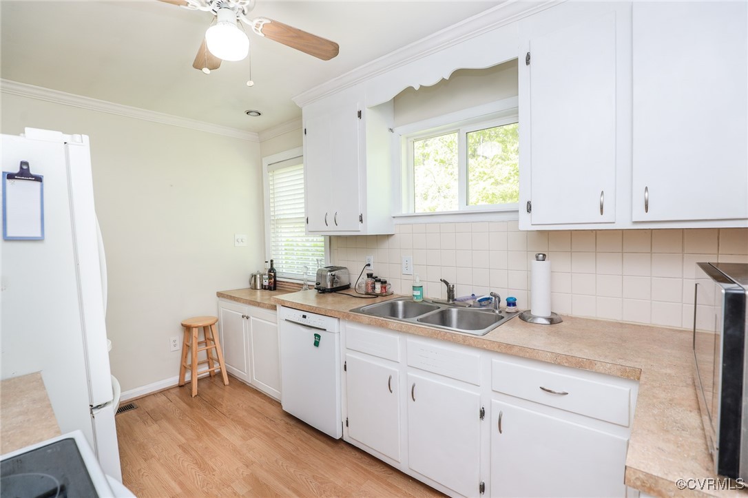 1109 Dinwiddie Ave