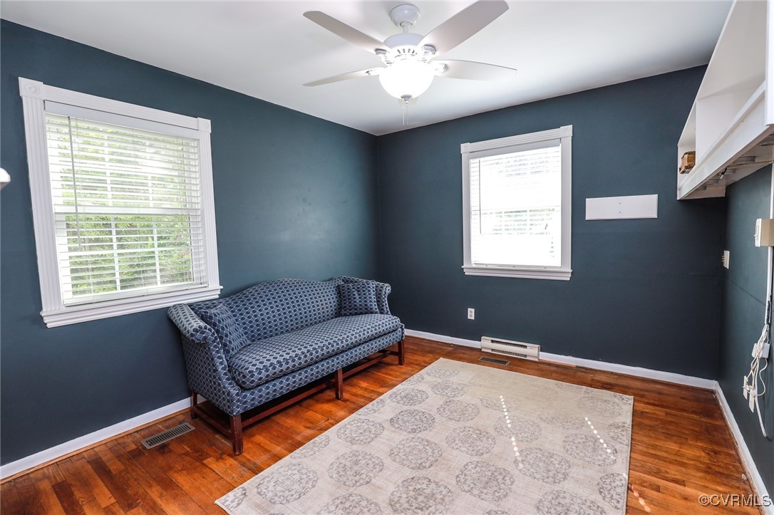 1109 Dinwiddie Ave