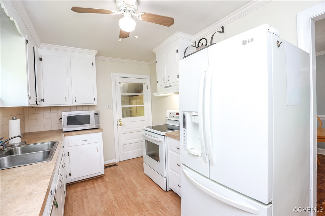 1109 Dinwiddie Ave
