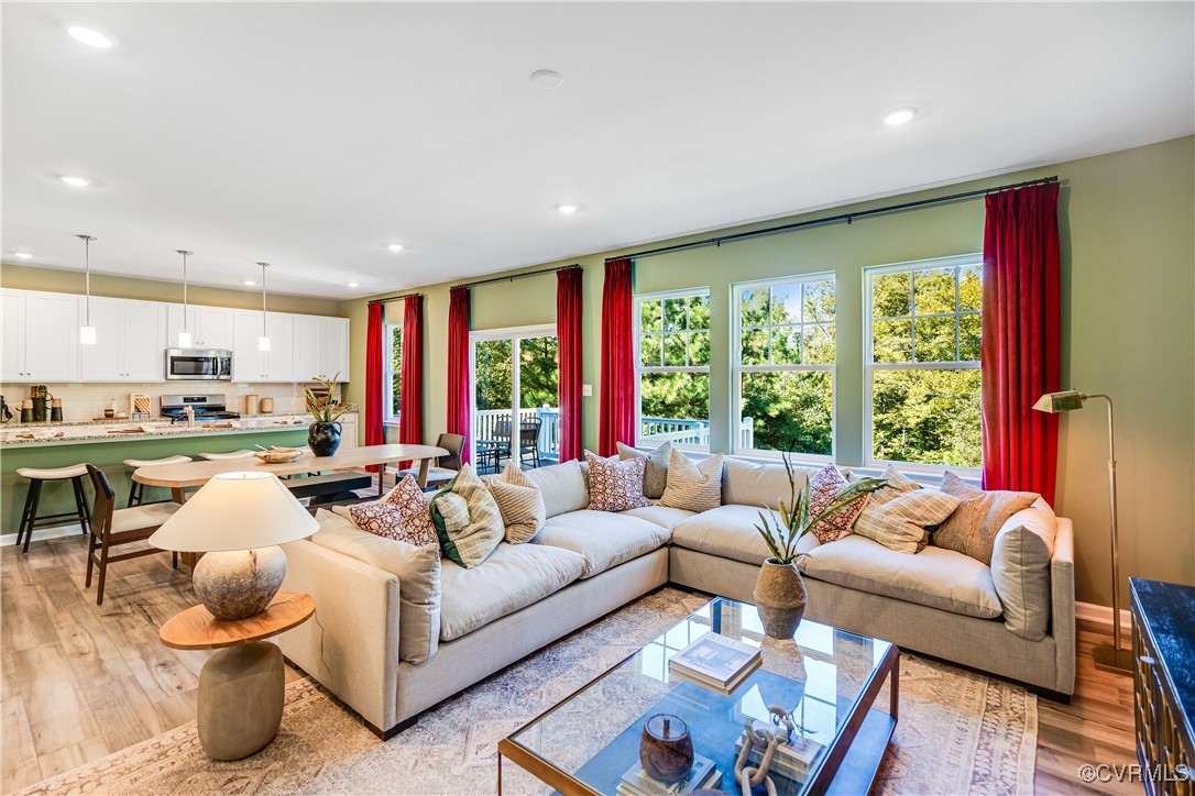 6645 Cassia Loop