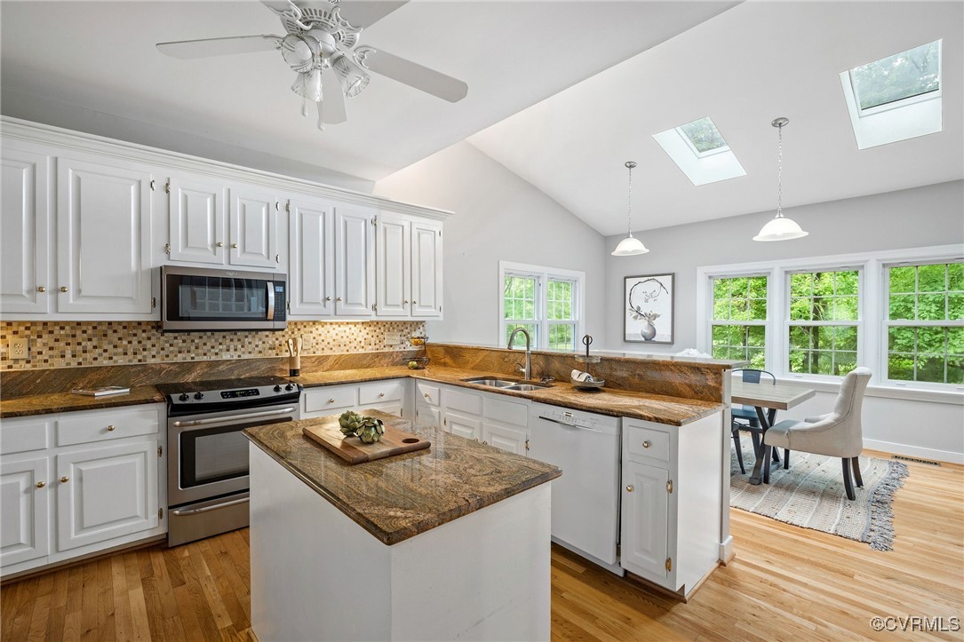 2401 Chimney House Ter