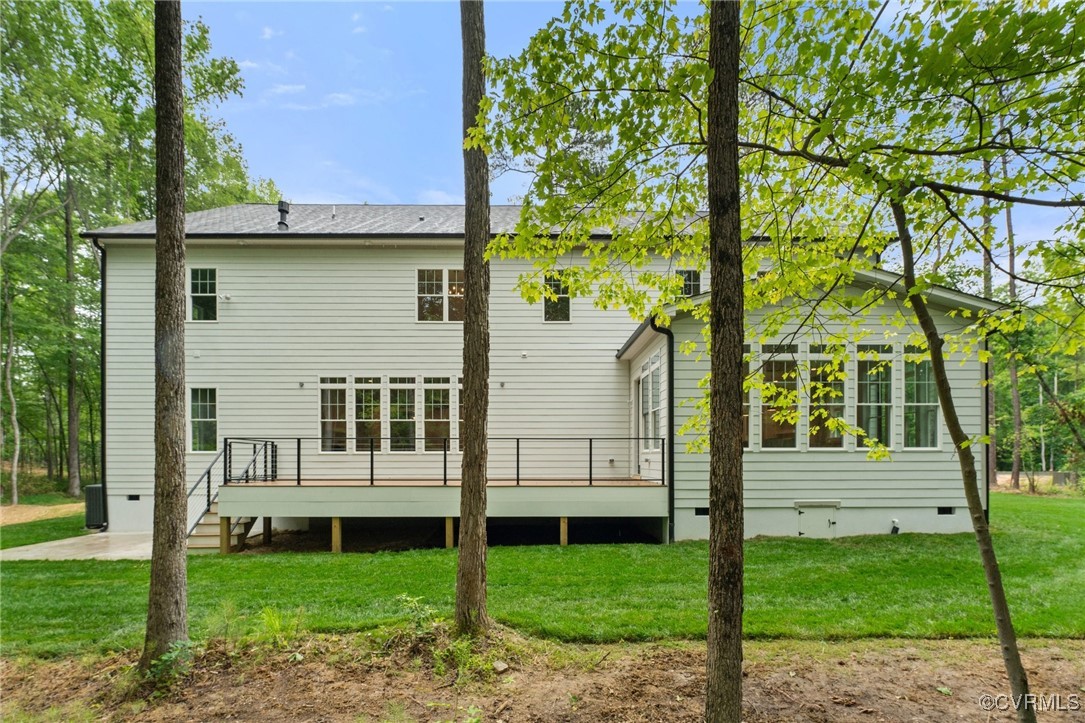 445 River Notch Dr