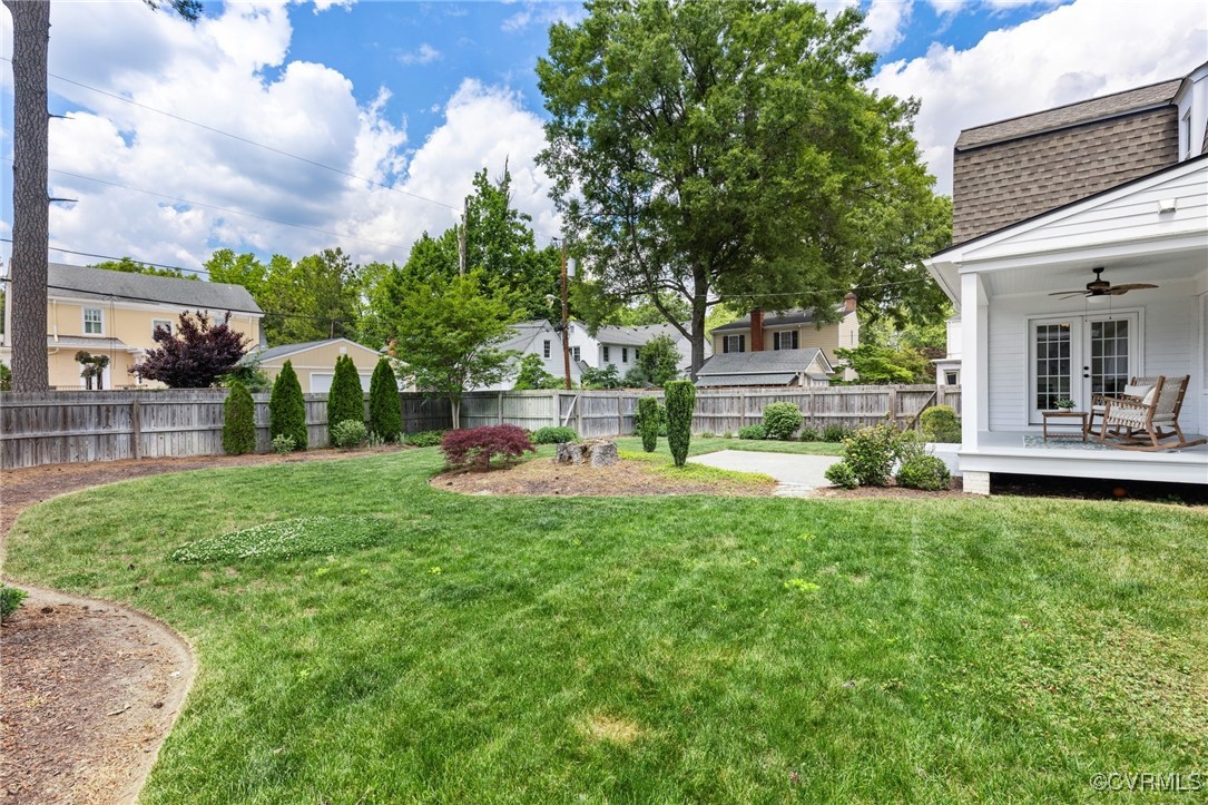 350 Lexington Rd