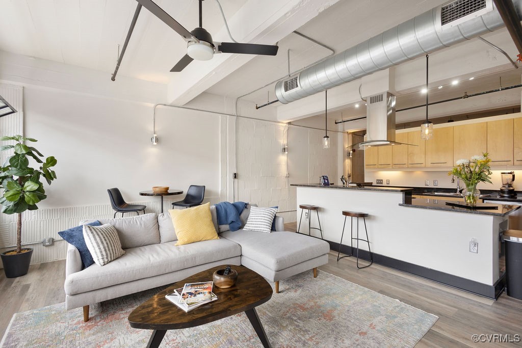 101 W Marshall St Unit#U23