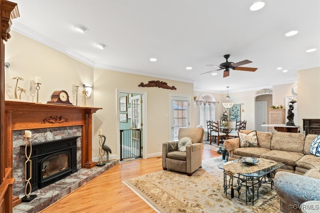 11216 Woodstock Heights Dr