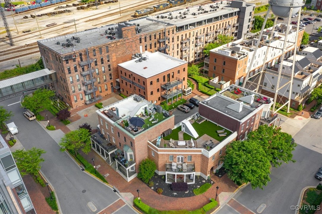 251 Rocketts Way Unit#404