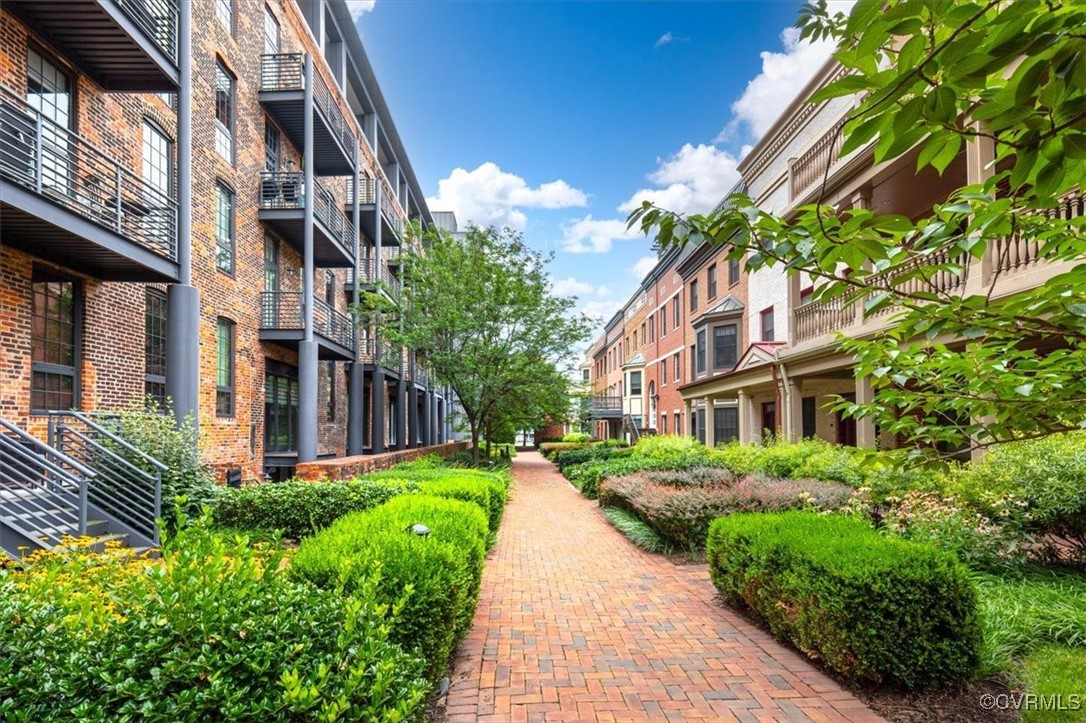 251 Rocketts Way Unit#404