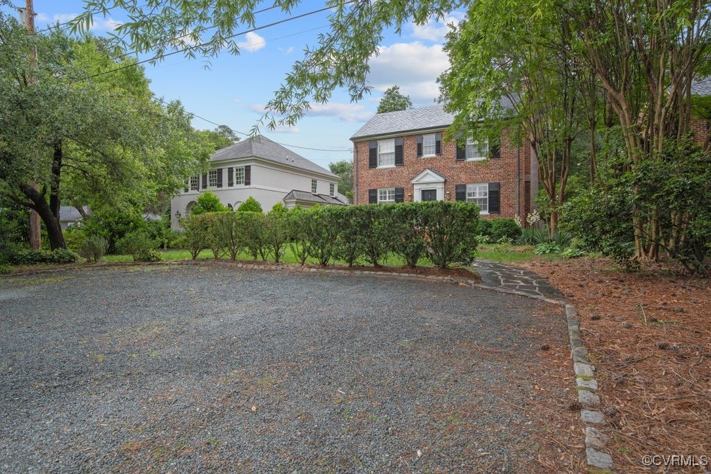 511 Henri Rd