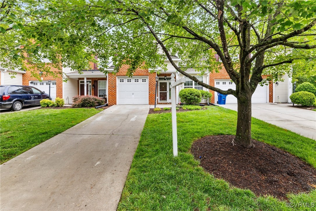 2409 Silver Lake Ter