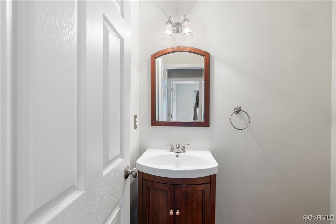 2409 Silver Lake Ter