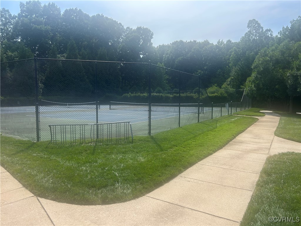 2409 Silver Lake Ter