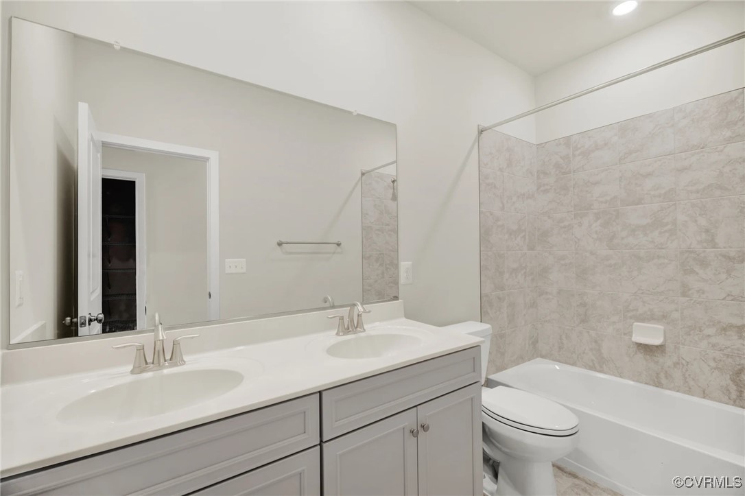 8625 Centerline Dr