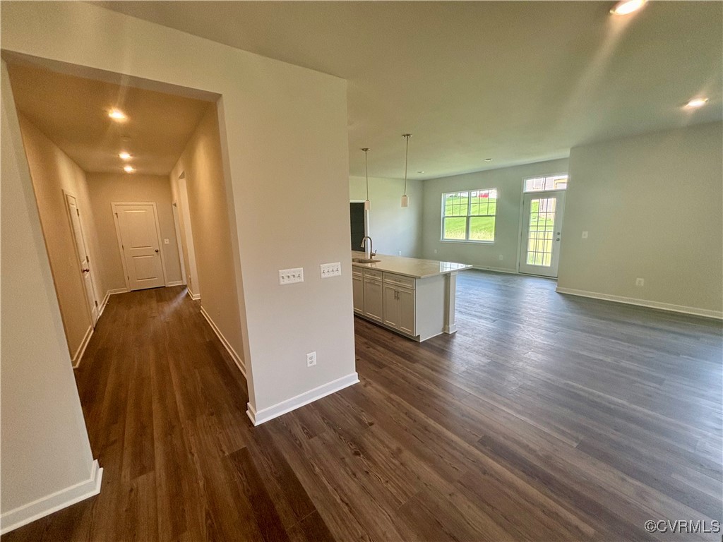 8625 Centerline Dr